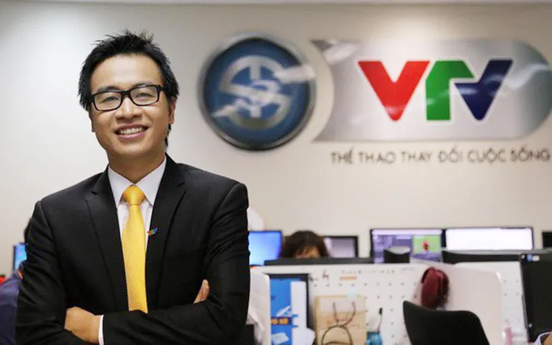 Biography of commentator Ta Bien Cuong – The Iconic Voice of Vietnamese Football